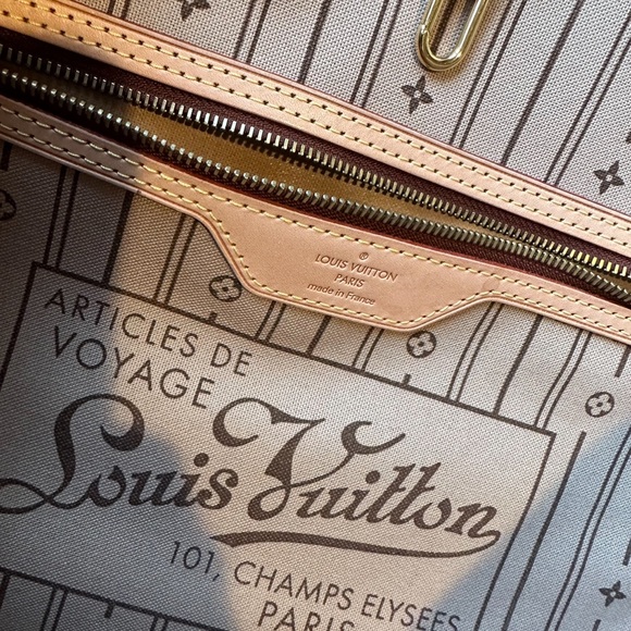 Louis Vuitton Monogram Neverfull Mm - Picture 6 of 10